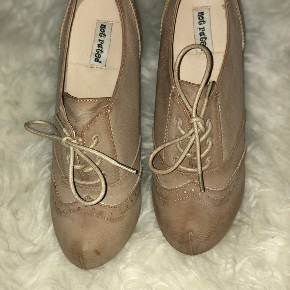 Booties size 8.5 - Picture 3 of 8